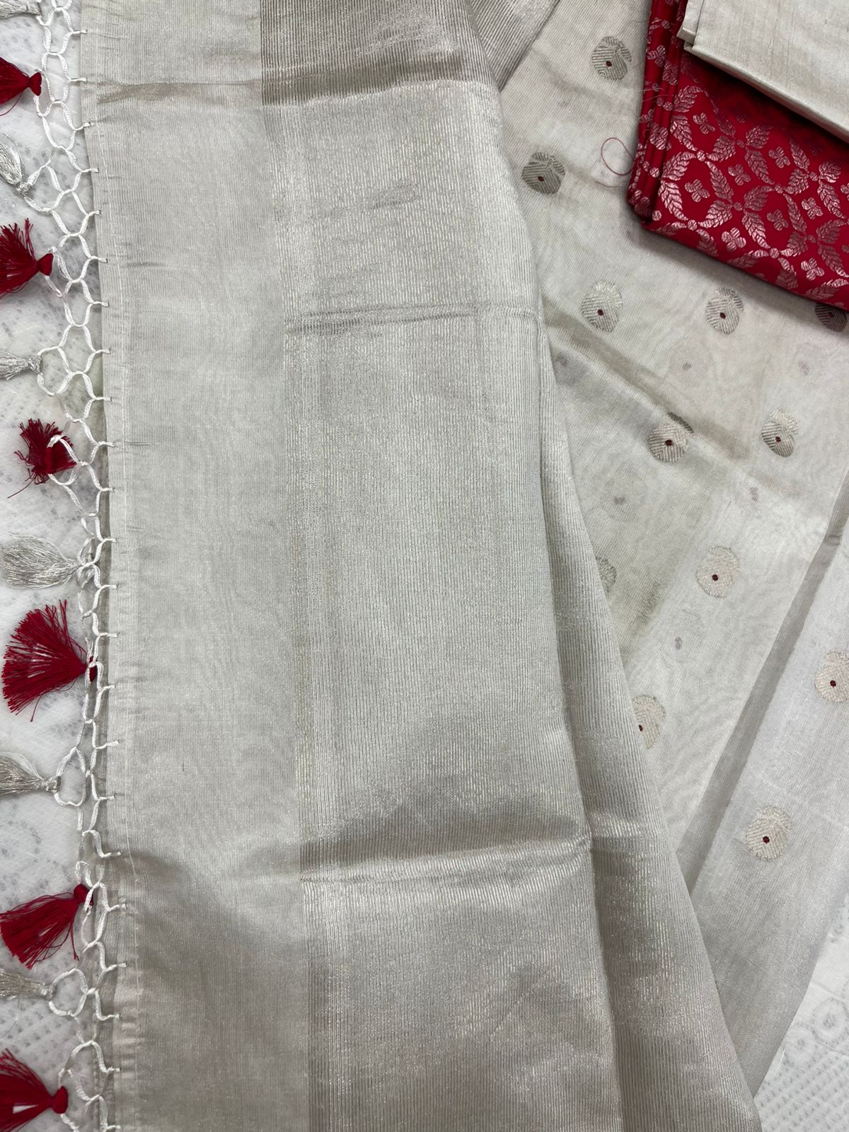 Premium Tissue Saree